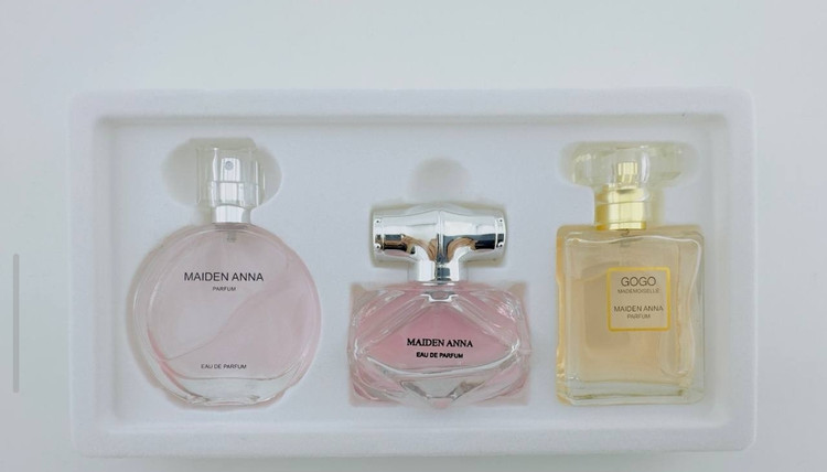 پک عطر کادویی صورتی
