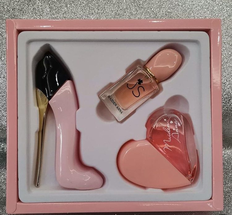 🎁پک عطر،ادکلن هدیه زنانه لاکچری🎁