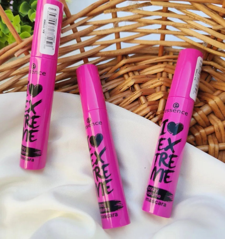 ریمل حجم دهنده اسنس مدل I Love Extreme